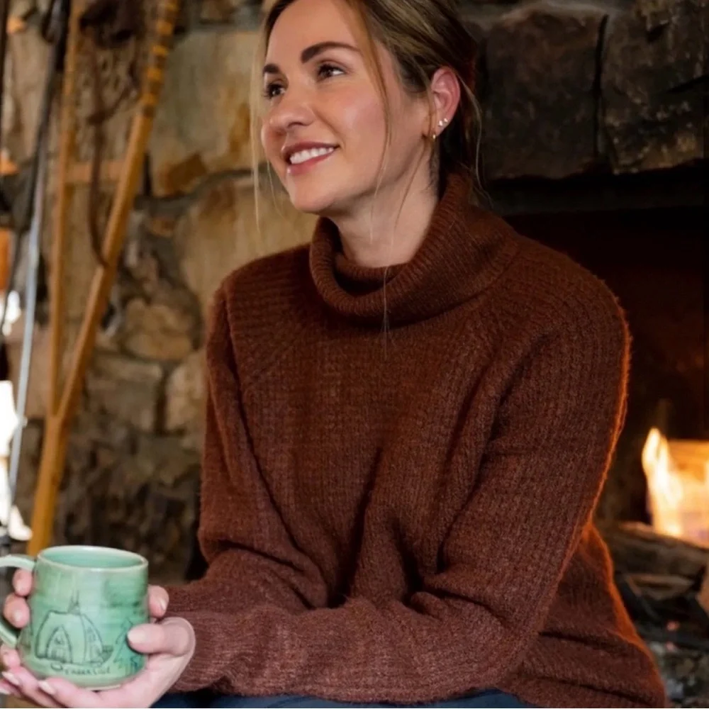Kuhl Turtleneck Sweater - Picture 1 of 4